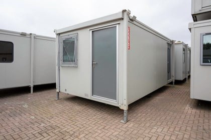 External of Unit with secure windows